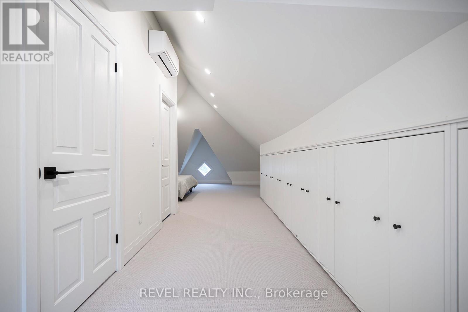 22 Lawrence Street, Brantford, Ontario  N3R 1A7 - Photo 17 - X13428352