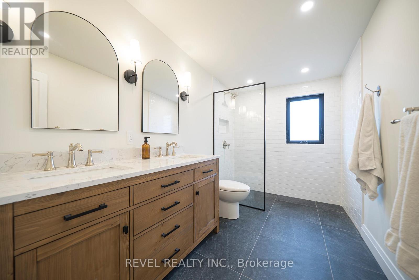22 Lawrence Street, Brantford, Ontario  N3R 1A7 - Photo 20 - X13428352