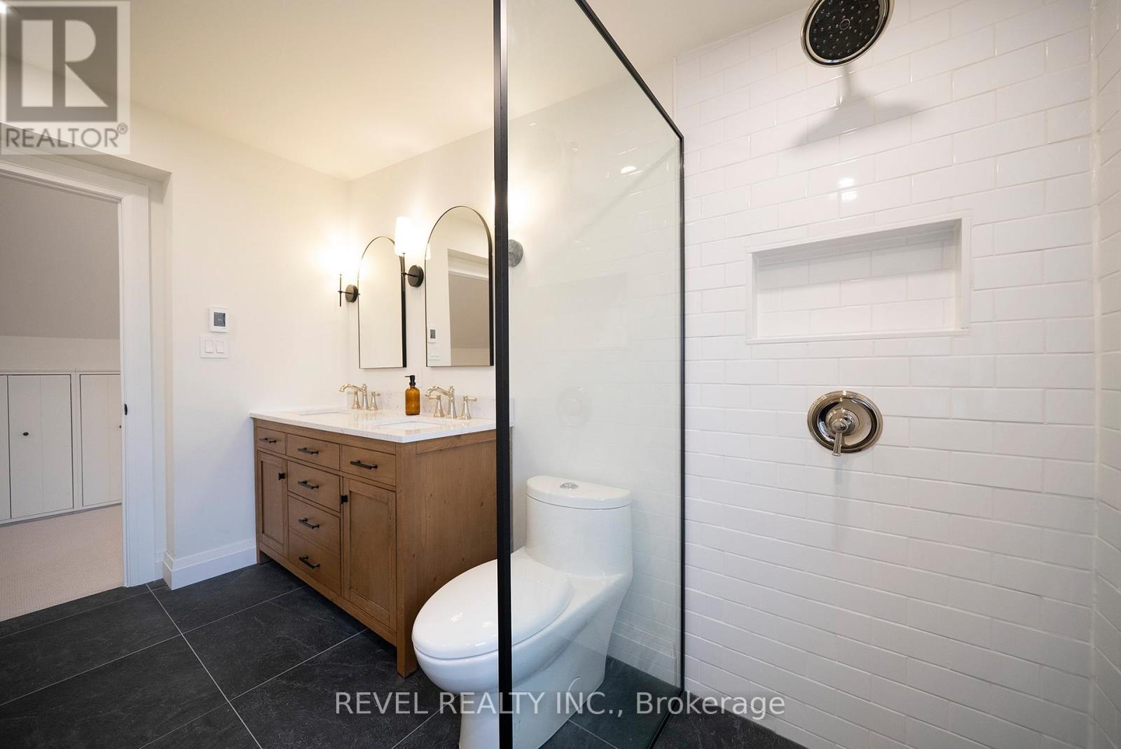 22 Lawrence Street, Brantford, Ontario  N3R 1A7 - Photo 21 - X13428352