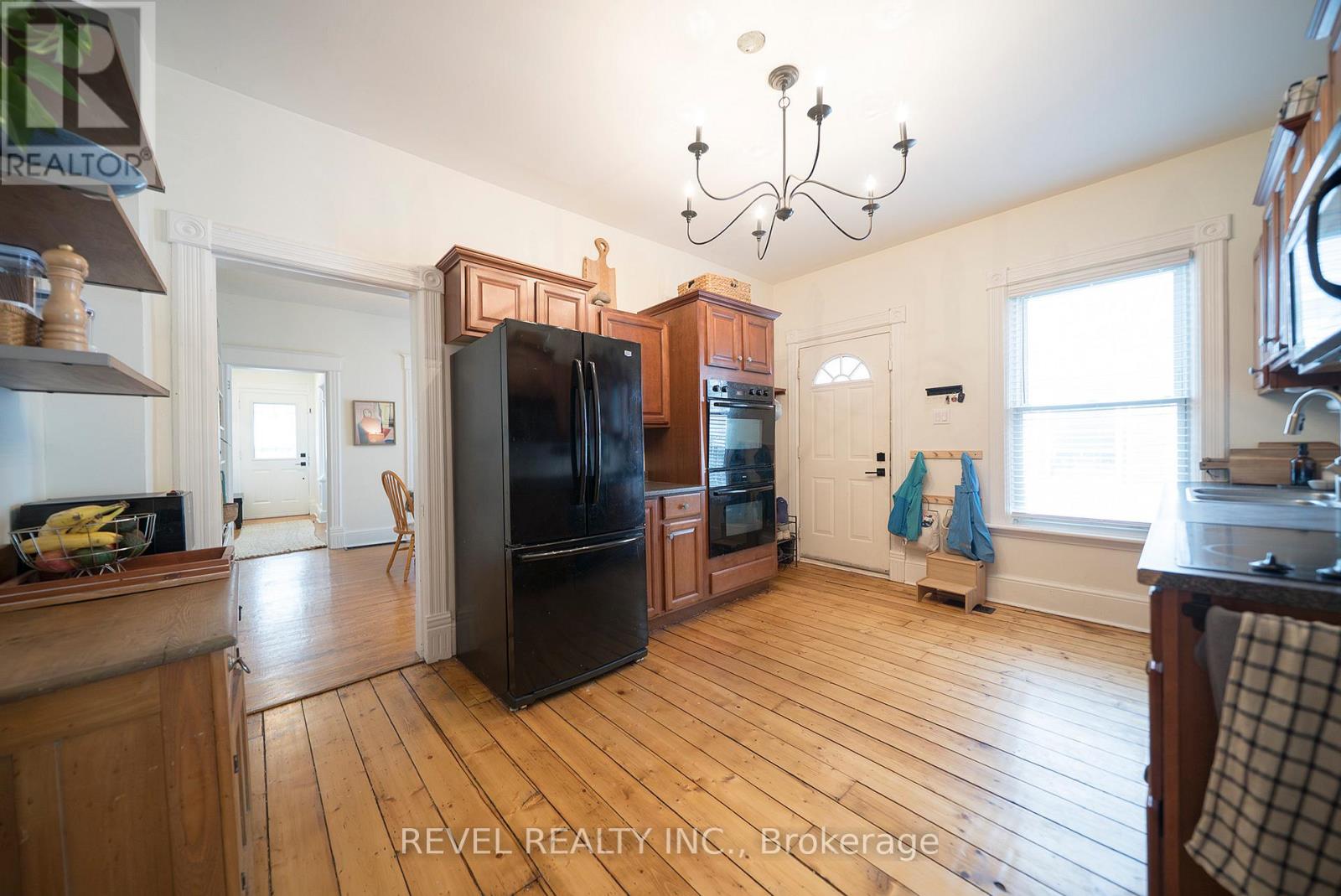 22 Lawrence Street, Brantford, Ontario  N3R 1A7 - Photo 9 - X13428352