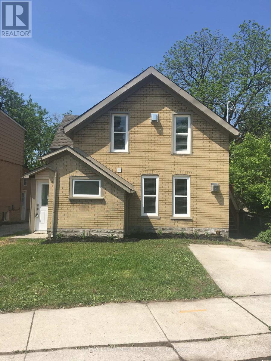2 - 109 Waterloo Street, Kitchener, Ontario  N2H 3V5 - Photo 1 - X13428370