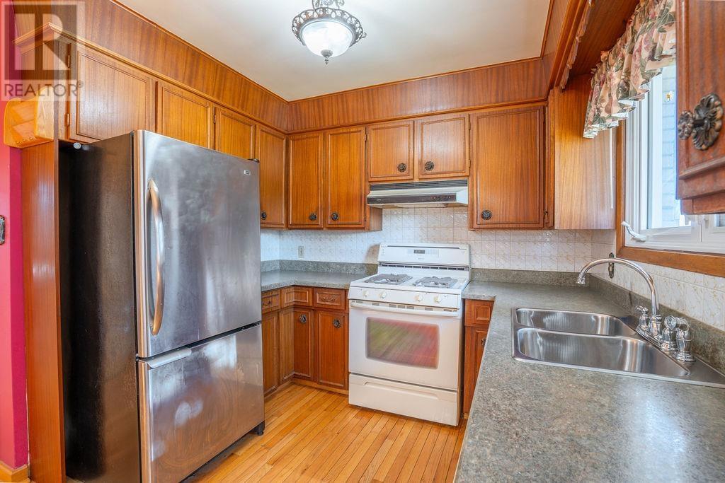378 Rowell Ave, Sault Ste. Marie, Ontario  P6C 5L1 - Photo 17 - SM261349