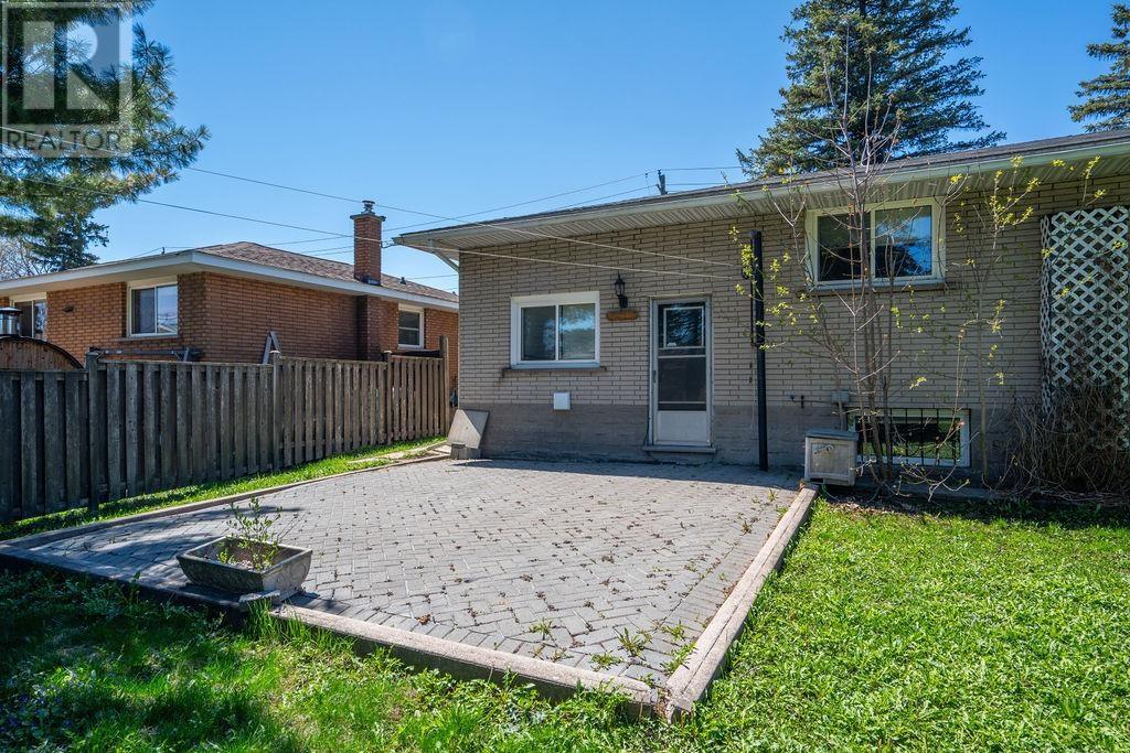 378 Rowell Ave, Sault Ste. Marie, Ontario  P6C 5L1 - Photo 6 - SM261349