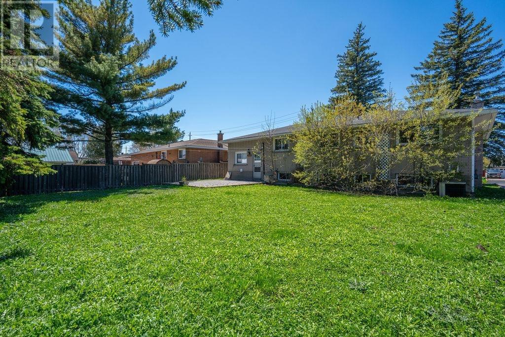 378 Rowell Ave, Sault Ste. Marie, Ontario  P6C 5L1 - Photo 7 - SM261349