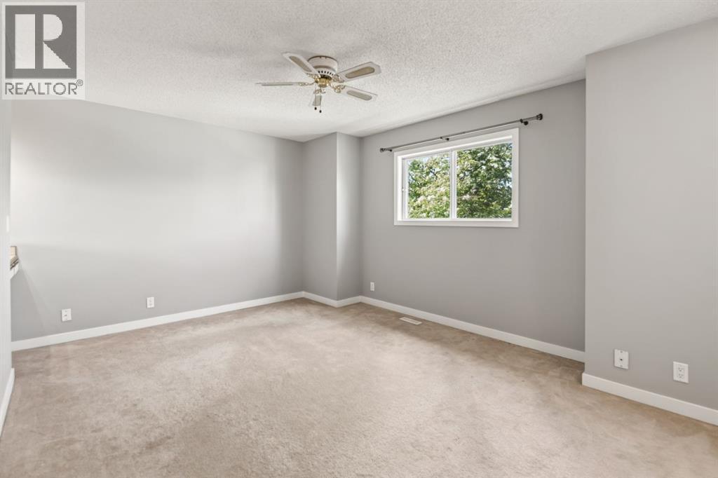 5 Elwell Close, Red Deer, Alberta  T4R 2E2 - Photo 10 - A2319220