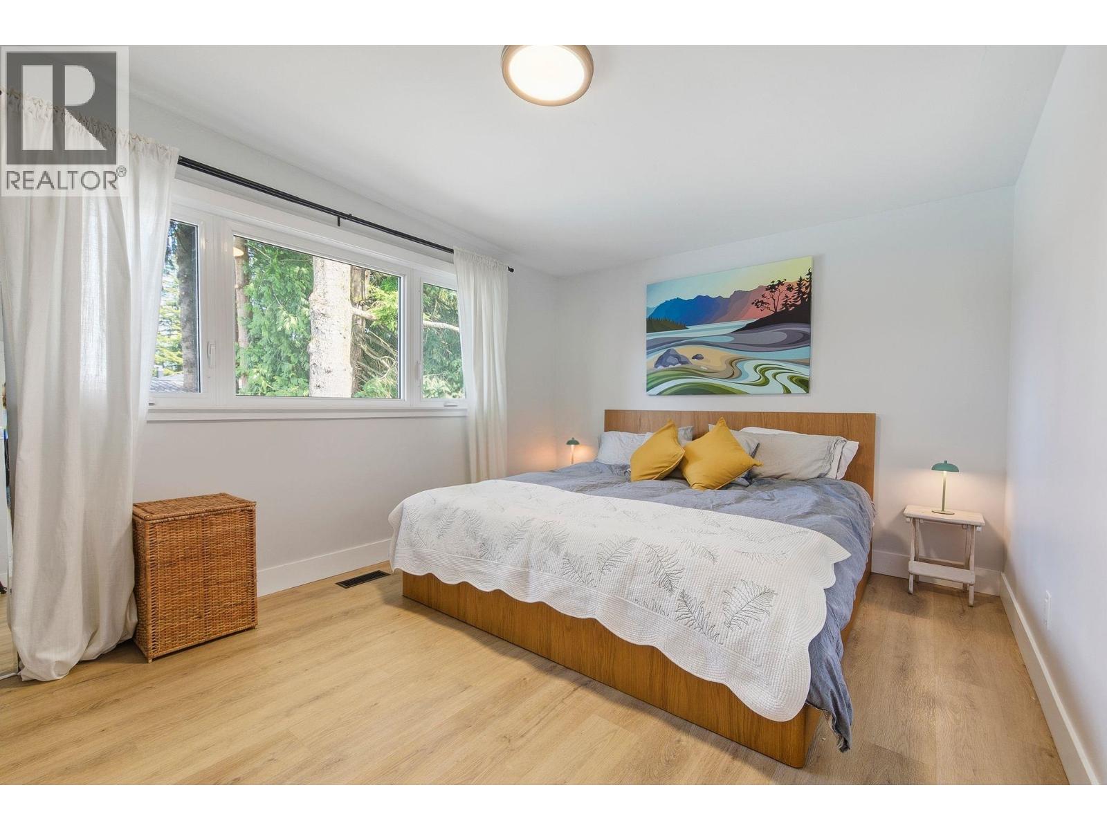 308 Mount Royal Drive, Port Moody, British Columbia  V3H 1R1 - Photo 9 - R3134585
