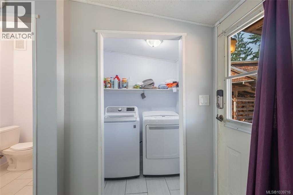 1520 King Rd, Qualicum Beach, British Columbia  V9K 2A8 - Photo 21 - 1039716