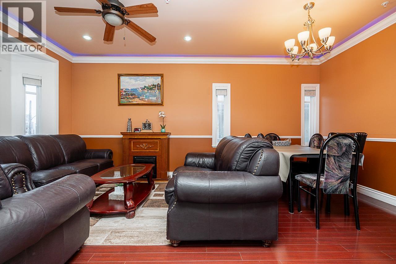 528 Sixteen Street, New Westminster, British Columbia  V3M 4R3 - Photo 8 - R3133671