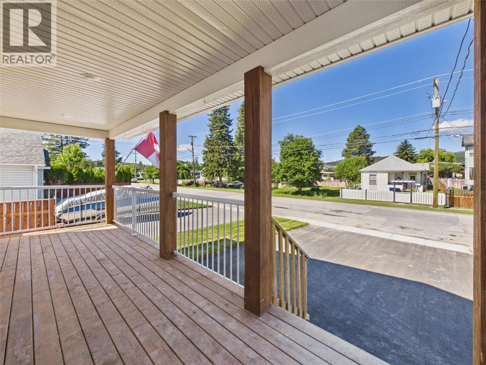 308 5th Avenue S, Cranbrook, British Columbia V1C 2G6 - Photo 3 - 10390943