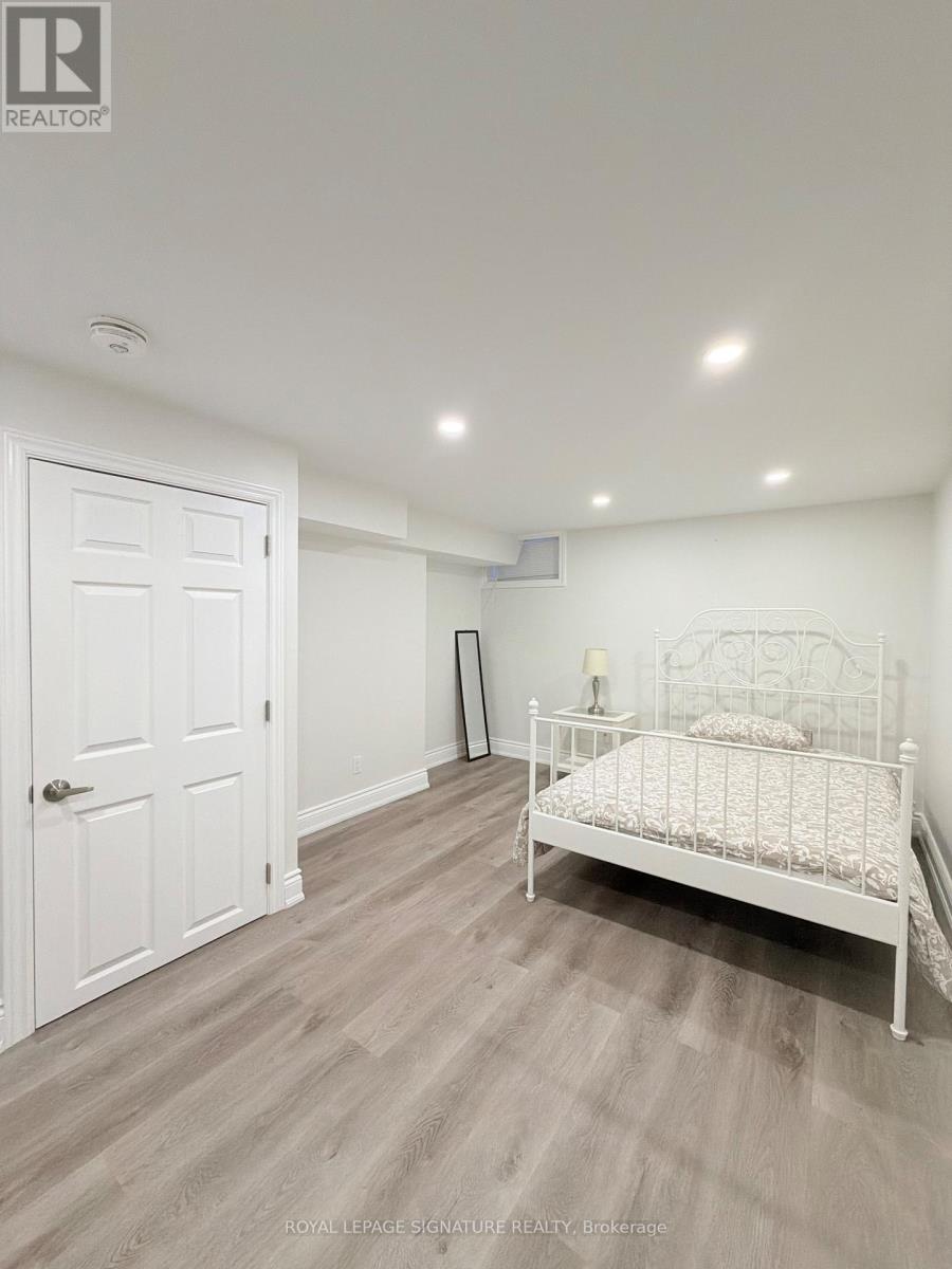 3477 Riverspray Crescent, Mississauga, Ontario  L4Y 3M6 - Photo 23 - W13415356