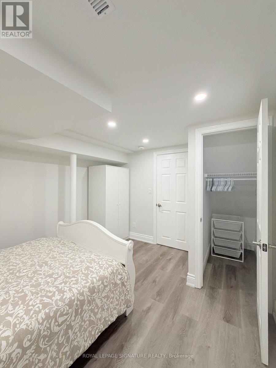 3477 Riverspray Crescent, Mississauga, Ontario  L4Y 3M6 - Photo 25 - W13415356