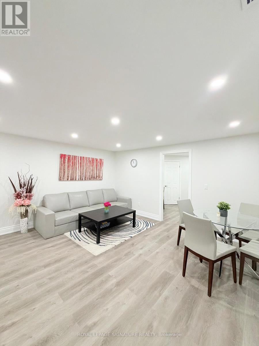 3477 Riverspray Crescent, Mississauga, Ontario  L4Y 3M6 - Photo 15 - W13415356