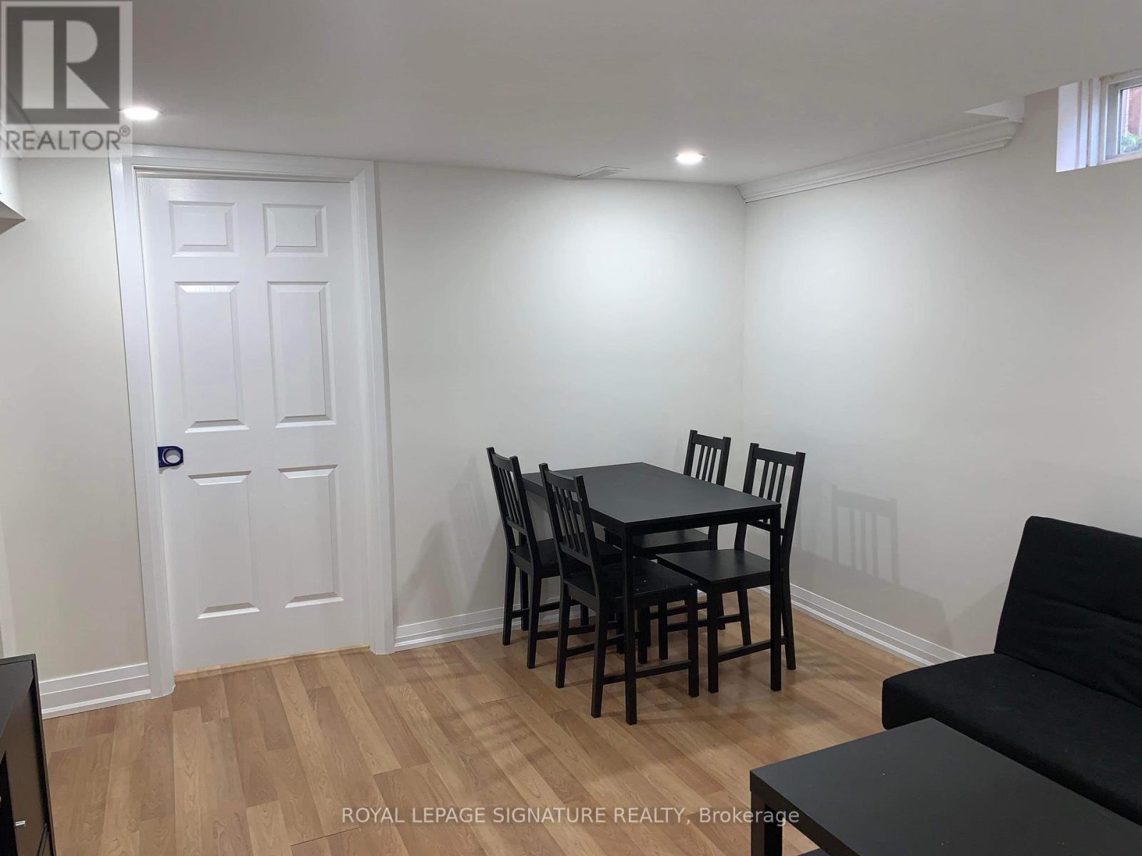 4224 Angeloni Drive, Mississauga, Ontario  L4Z 2S9 - Photo 4 - W13427490