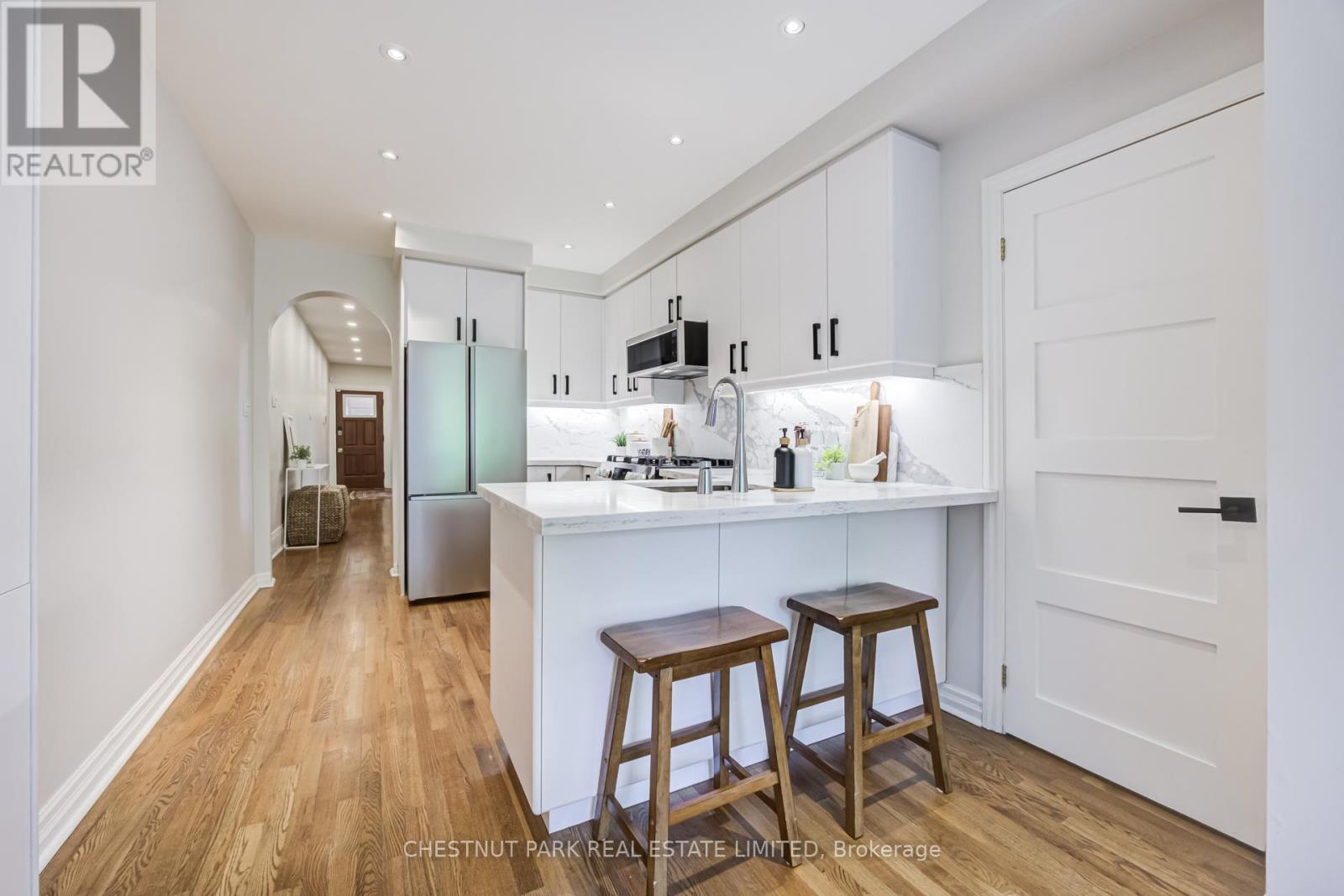 47 Geneva Avenue, Toronto, Ontario  M5A 2J9 - Photo 11 - C13428578