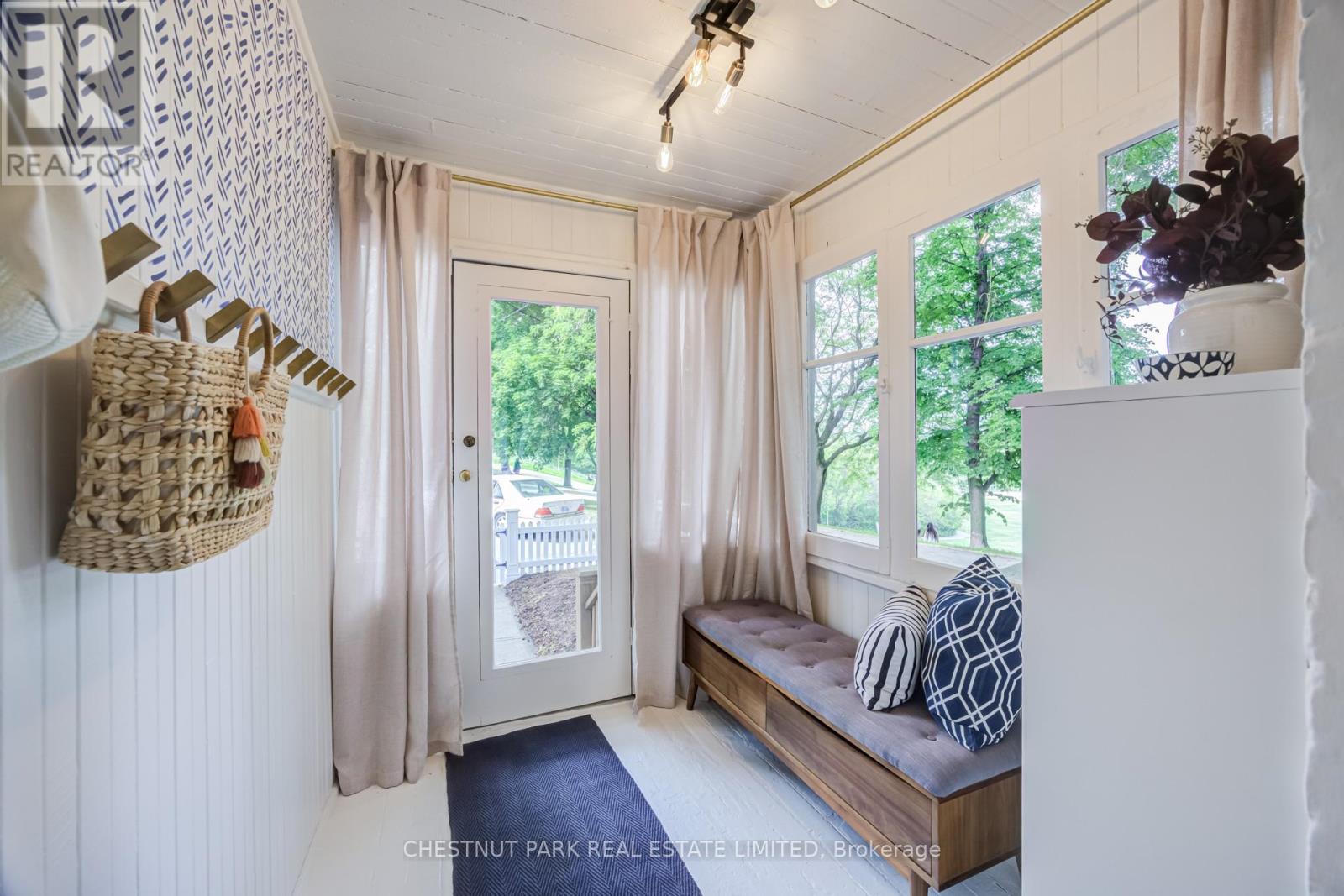 47 Geneva Avenue, Toronto, Ontario  M5A 2J9 - Photo 4 - C13428578