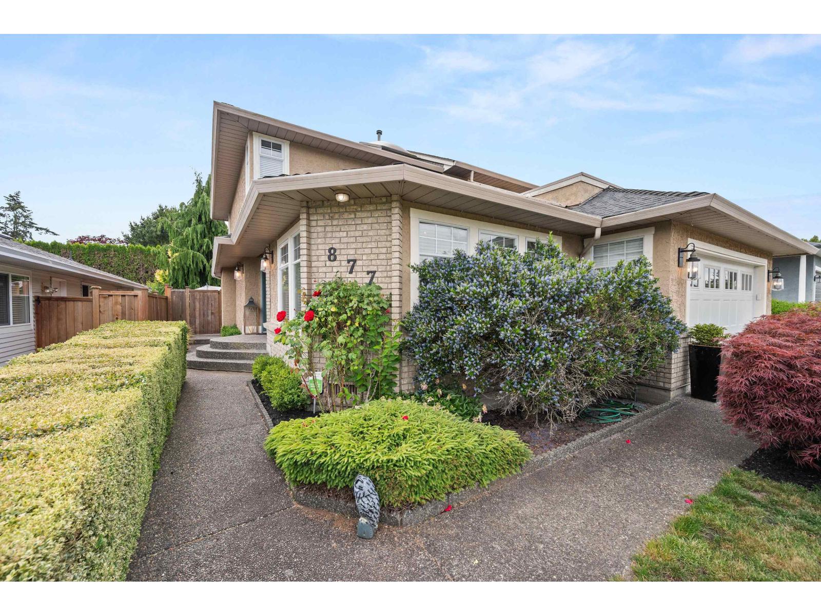 877 166 Street, Surrey, British Columbia  V4A 9C4 - Photo 2 - R3133953