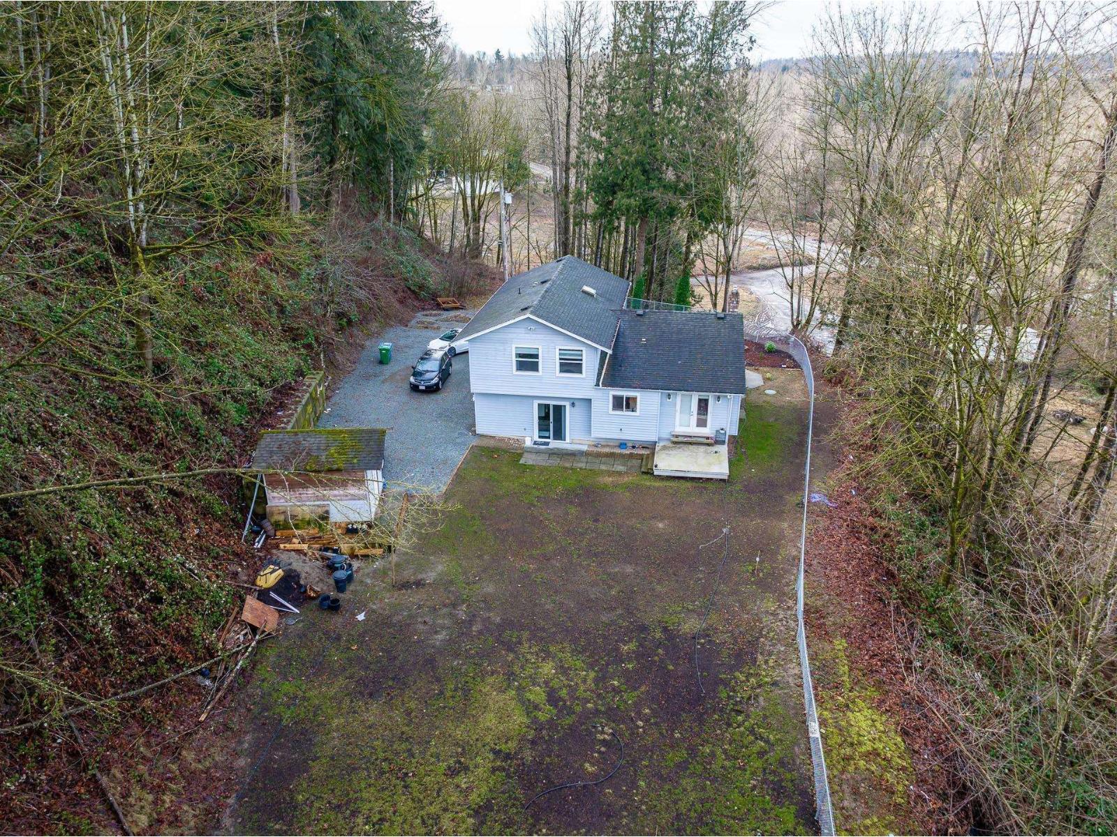 4210 Gladwin Road, Abbotsford, British Columbia  V4X 1W6 - Photo 2 - R3133856