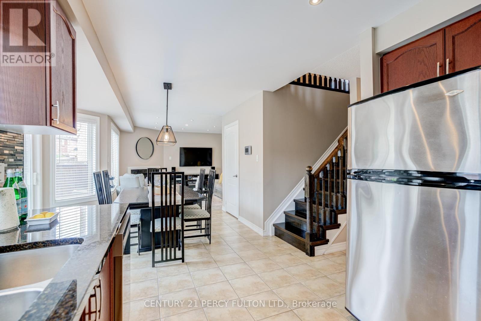 4 Taverner Crescent, Ajax, Ontario  L1T 4P7 - Photo 17 - E13428552