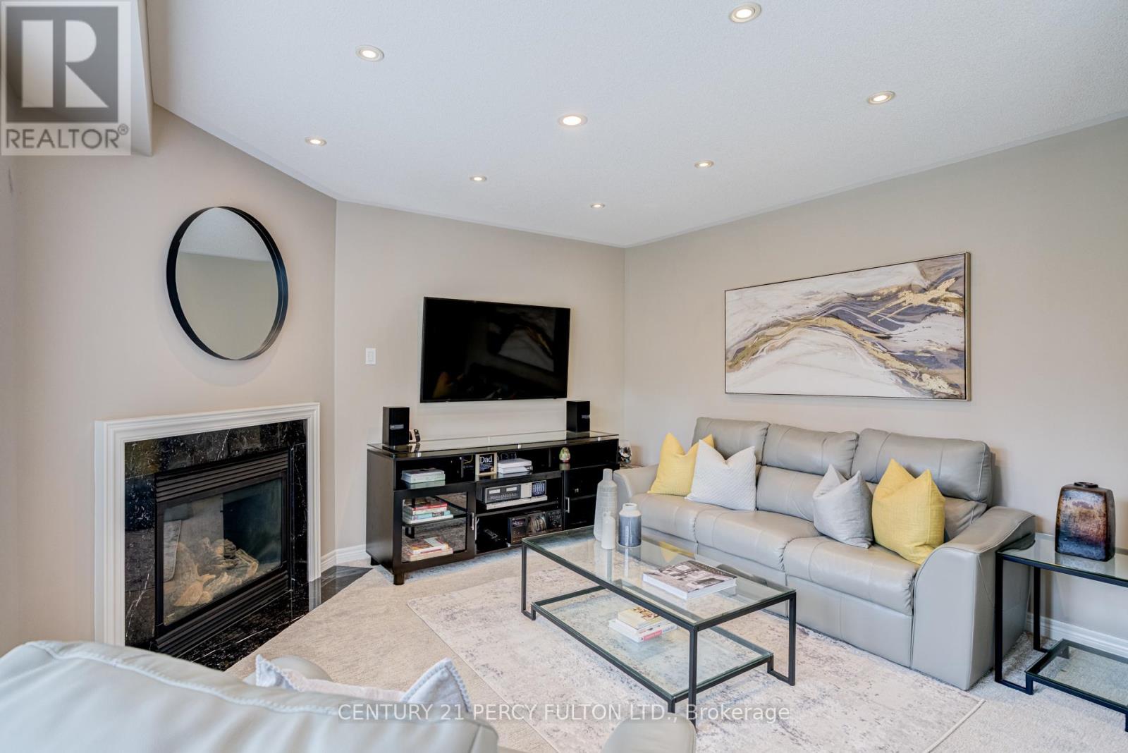 4 Taverner Crescent, Ajax, Ontario  L1T 4P7 - Photo 9 - E13428552