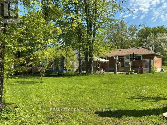 848 Crescent Beach Road Nw, Georgina, Ontario  L4P 3N9 - Photo 15 - N13428528