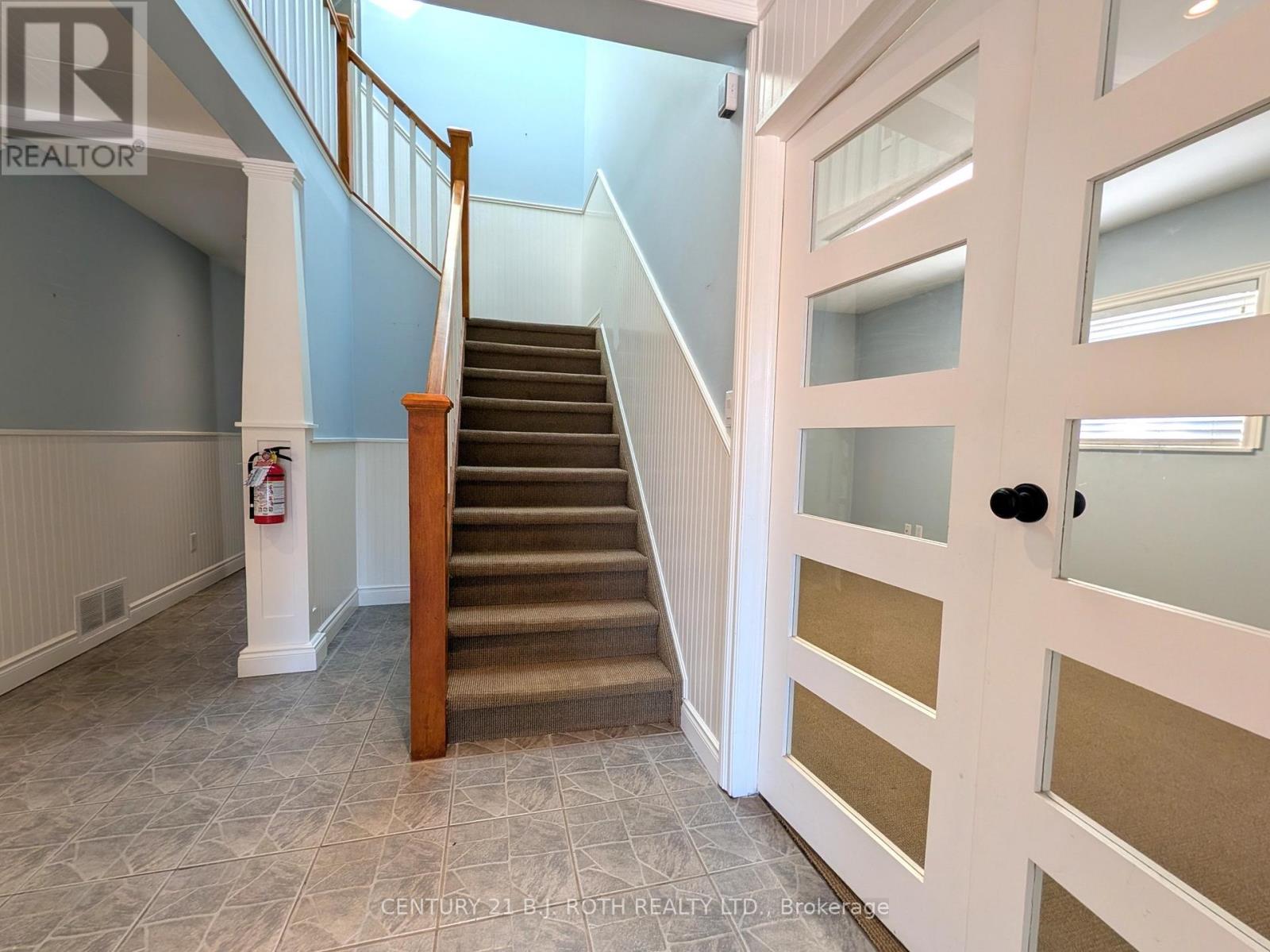 888 Innisfil Beach Road, Innisfil, Ontario  L9S 2C2 - Photo 18 - N13428610
