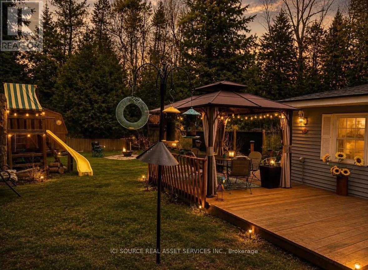 126 Pinecrest Avenue, Wasaga Beach, Ontario  L9Z 1X3 - Photo 3 - S13428602