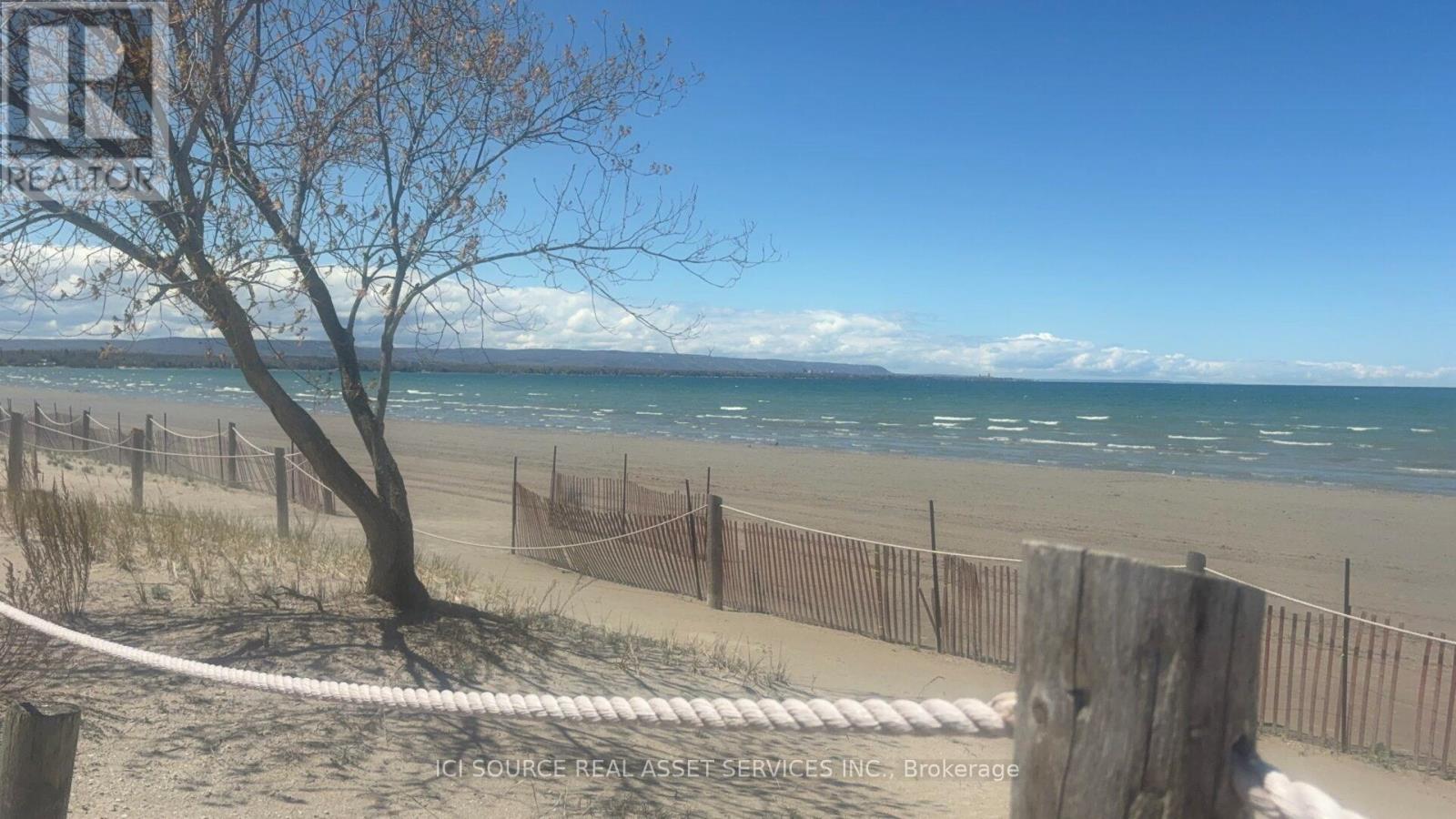 126 Pinecrest Avenue, Wasaga Beach, Ontario  L9Z 1X3 - Photo 34 - S13428602