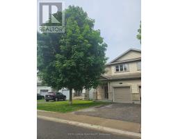 30 HACKBERRY TRAIL, Carleton Place, Ontario