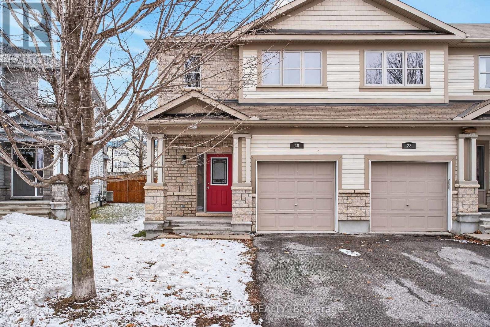 30 Hackberry Trail, Carleton Place, Ontario  K7C 0B1 - Photo 4 - X12887054