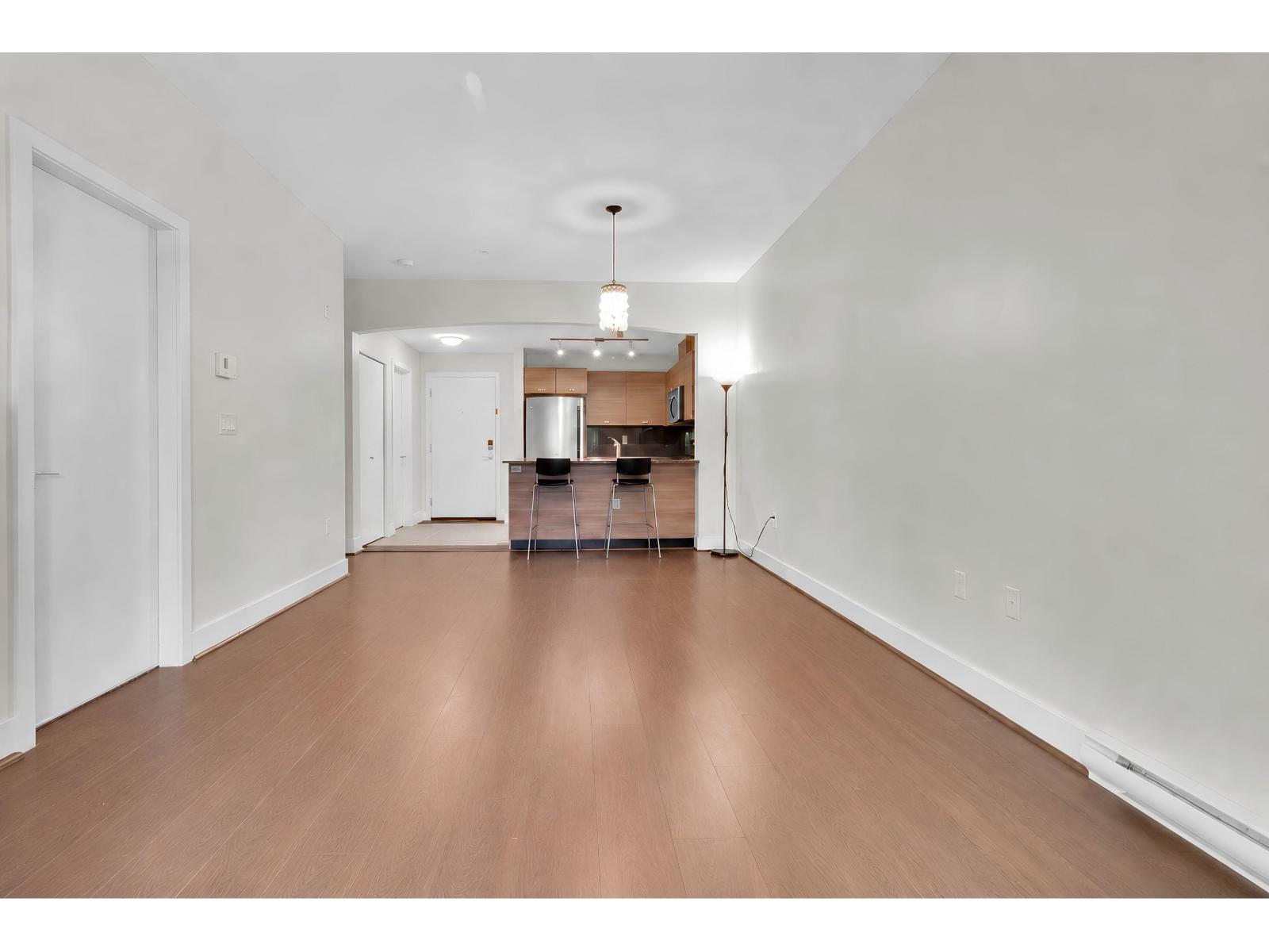 323 6688 120 Street, Surrey, British Columbia  V3W 1T8 - Photo 5 - R3128861