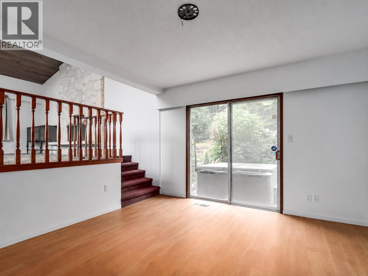 2337 St George Street, Port Moody, British Columbia  V3H 2G3 - Photo 19 - R3134547