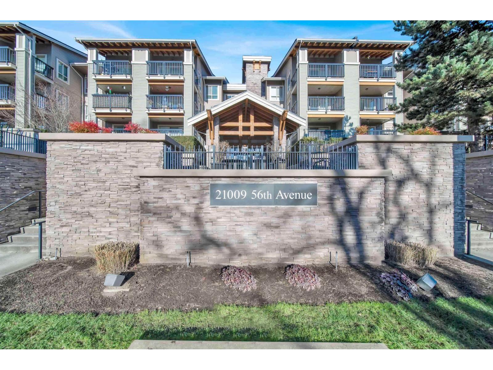 324 21009 56 AVENUE, Langley, British Columbia