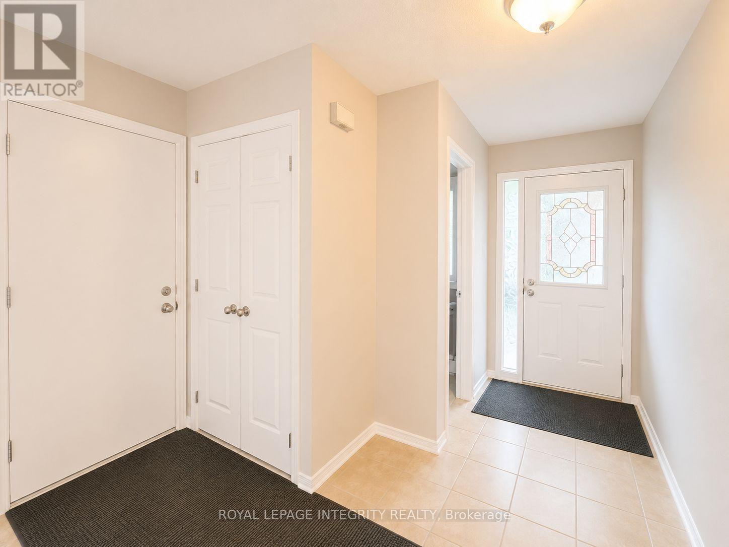 12 Kimbolton Crescent, Ottawa, Ontario  K2K 2S3 - Photo 3 - X13428642