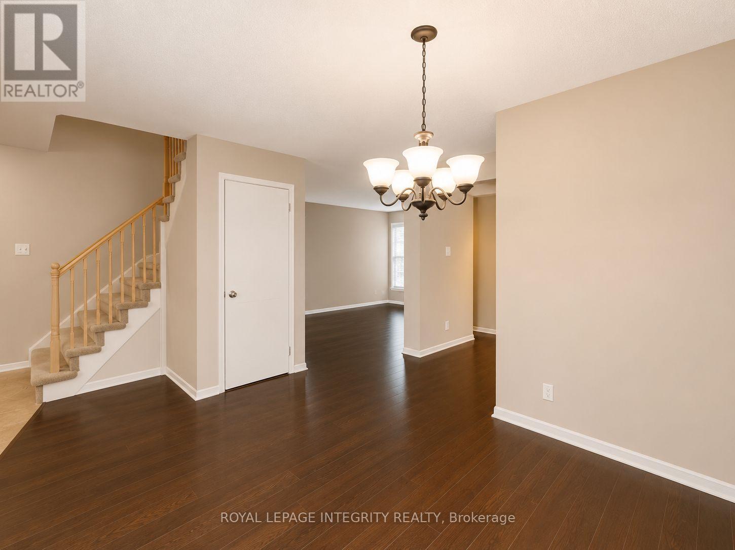 12 Kimbolton Crescent, Ottawa, Ontario  K2K 2S3 - Photo 8 - X13428642