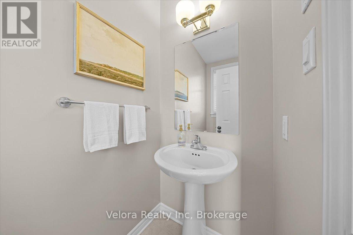 366 Warmstone Drive, Ottawa, Ontario  K2S 0W5 - Photo 5 - X13428706