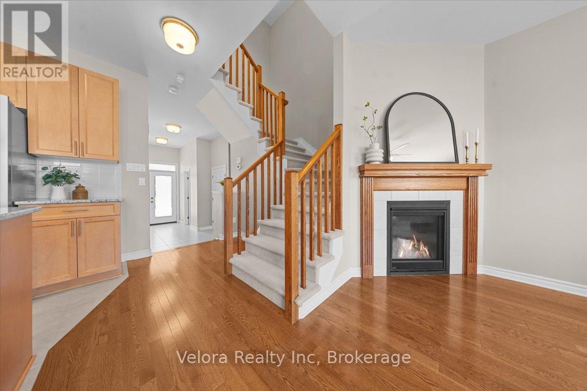 366 Warmstone Drive, Ottawa, Ontario  K2S 0W5 - Photo 6 - X13428706