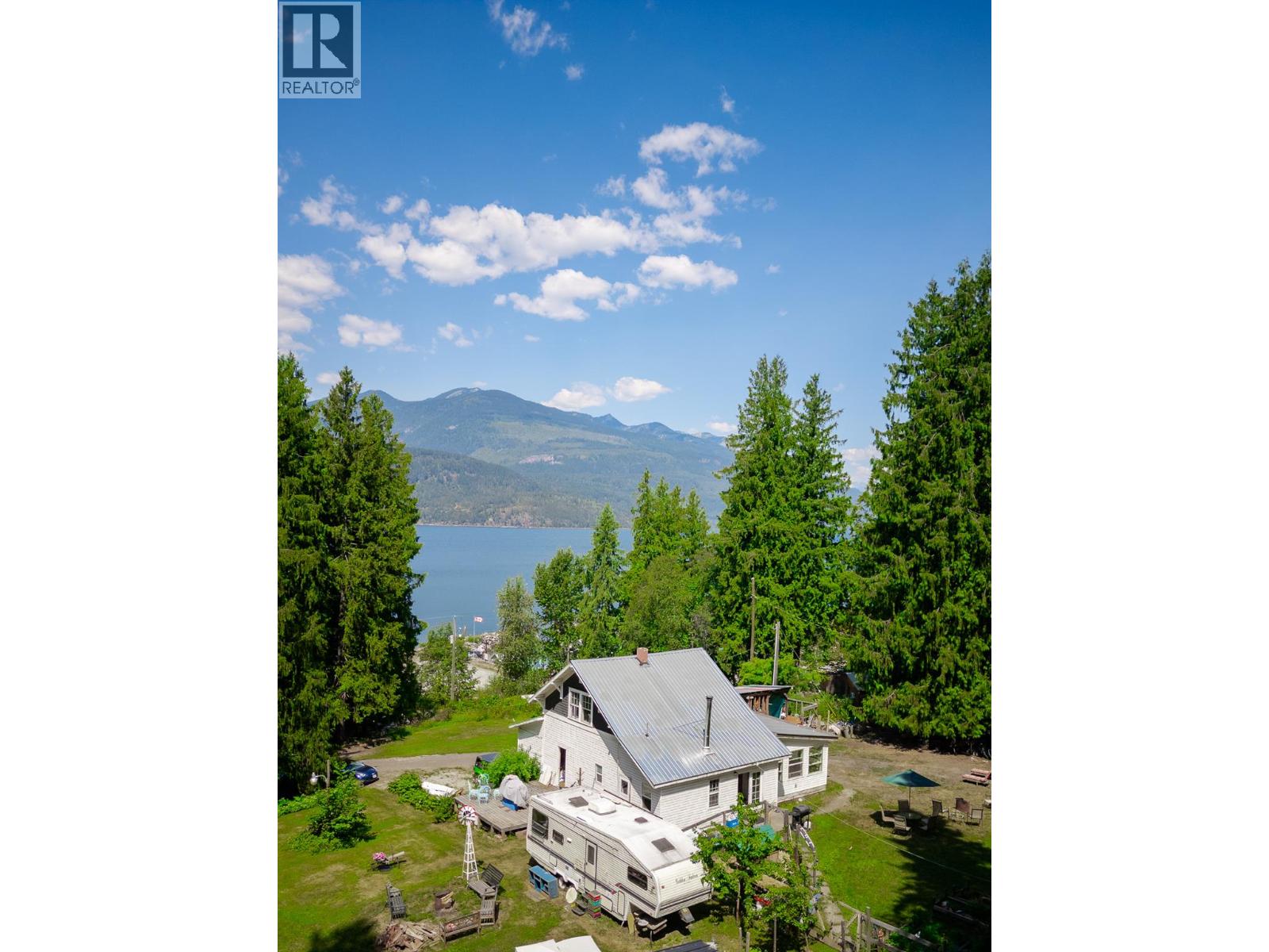 1766 Riondel  N Road, Riondel, British Columbia  V0B 2B0 - Photo 20 - 10390309