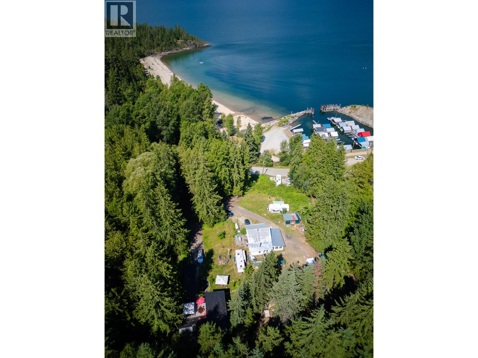 1766 Riondel  N Road, Riondel, British Columbia  V0B 2B0 - Photo 7 - 10390309