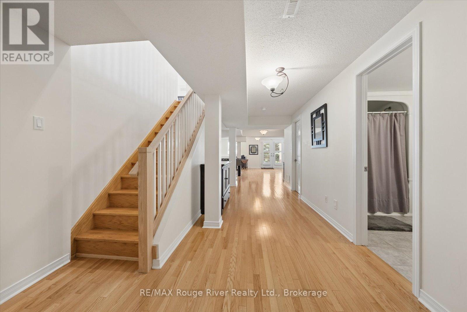 131 Guildwood Drive, Clarington, Ontario  L1C 5C7 - Photo 17 - E13425074