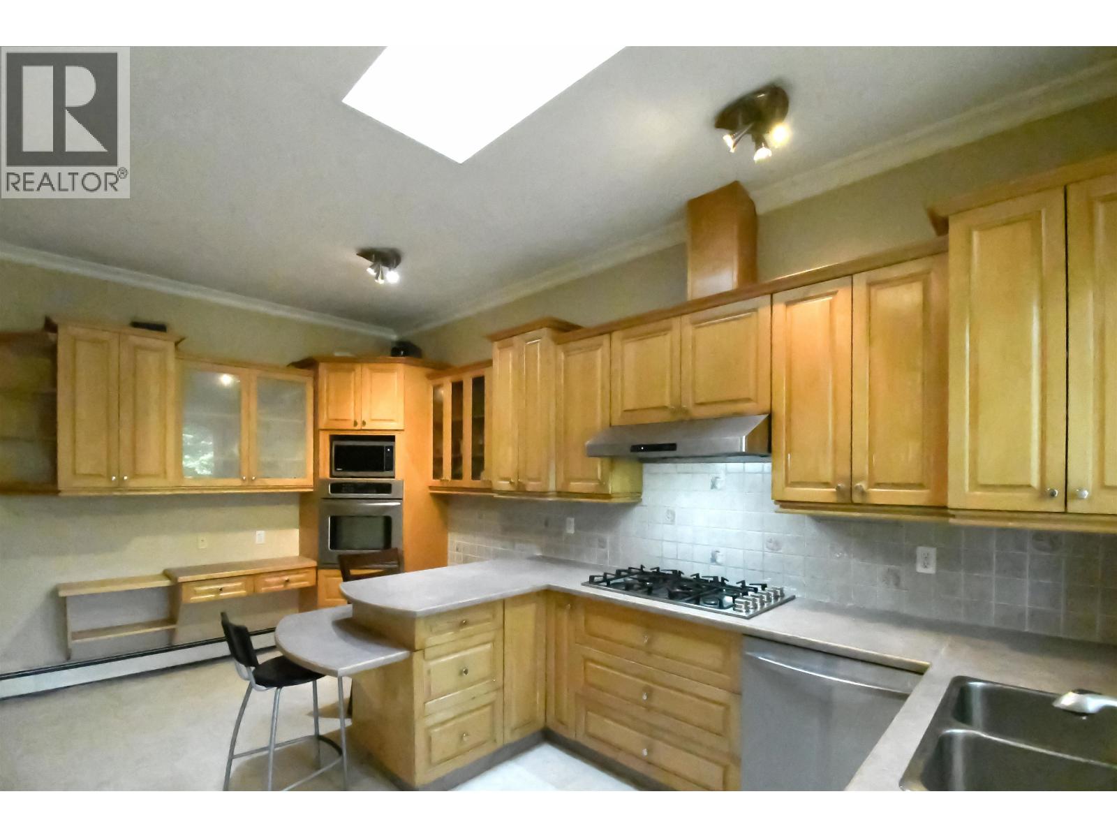 7546 12th Avenue, Burnaby, British Columbia  V3N 2K1 - Photo 15 - R3103900