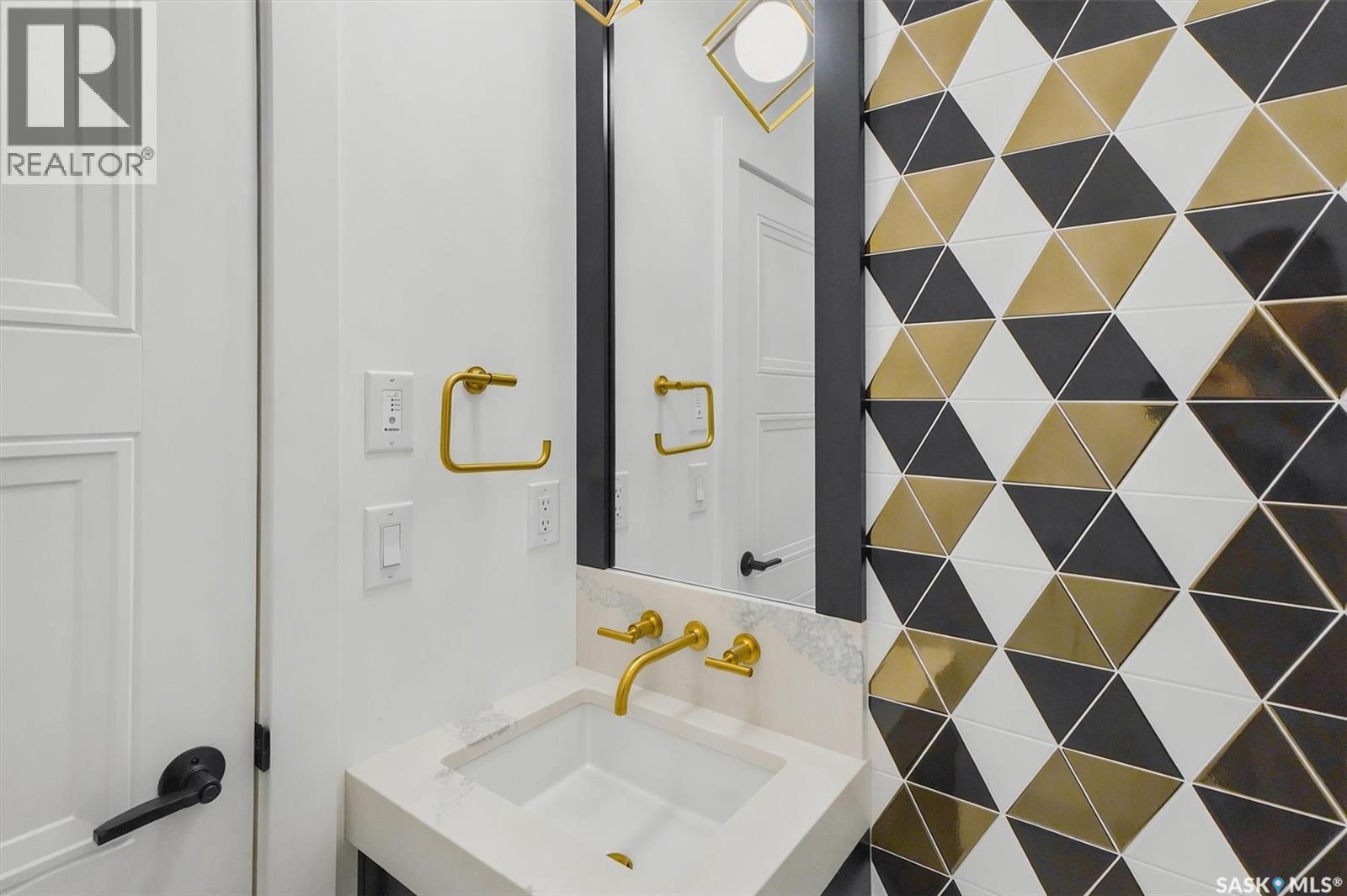 50 Mandalay Bay, Corman Park Rm No. 344, Saskatchewan  S7T 1E3 - Photo 66 - SK038958