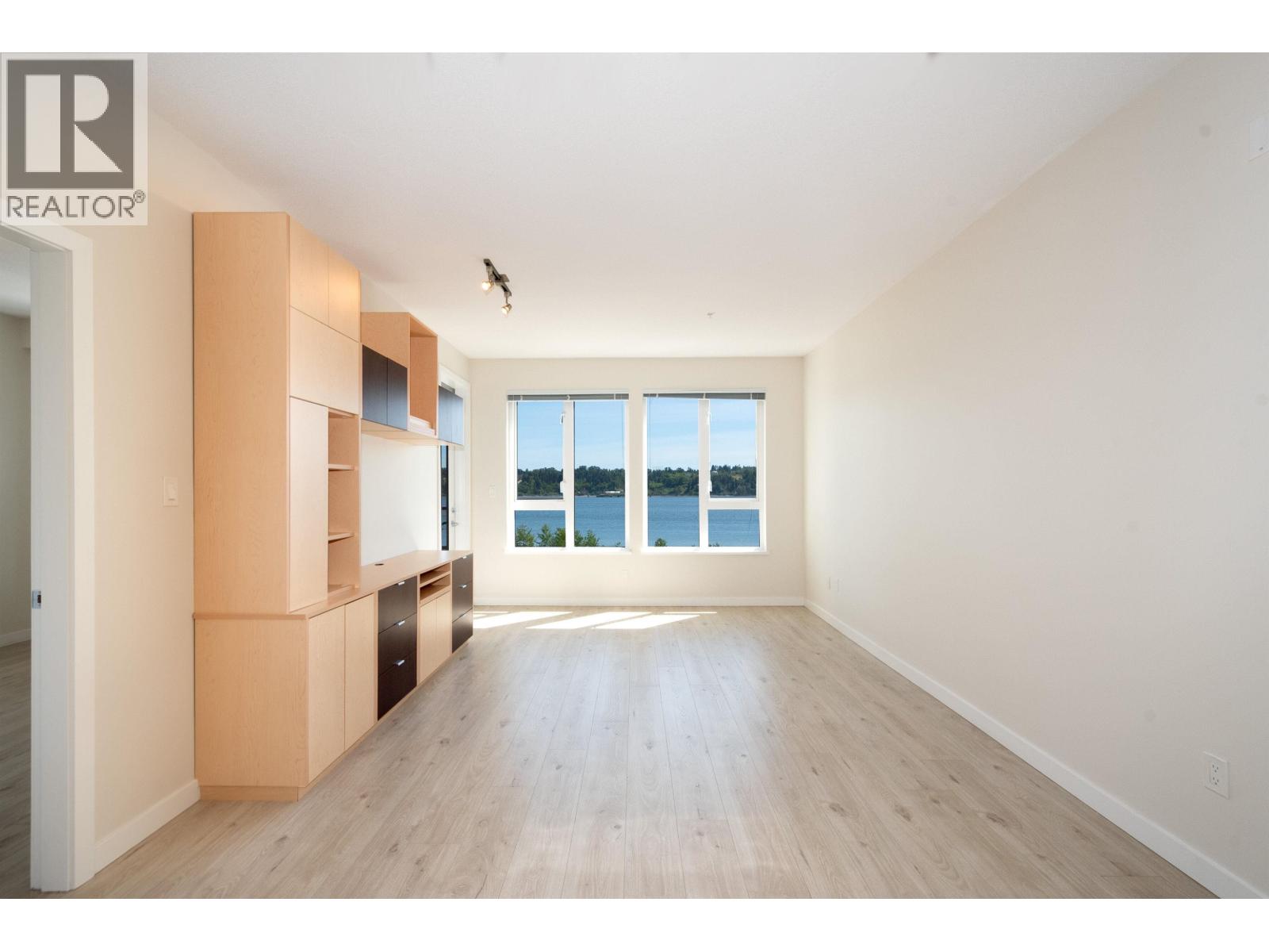 306 3873 Cates Landing Way, North Vancouver, British Columbia  V7G 0A6 - Photo 10 - R3128231