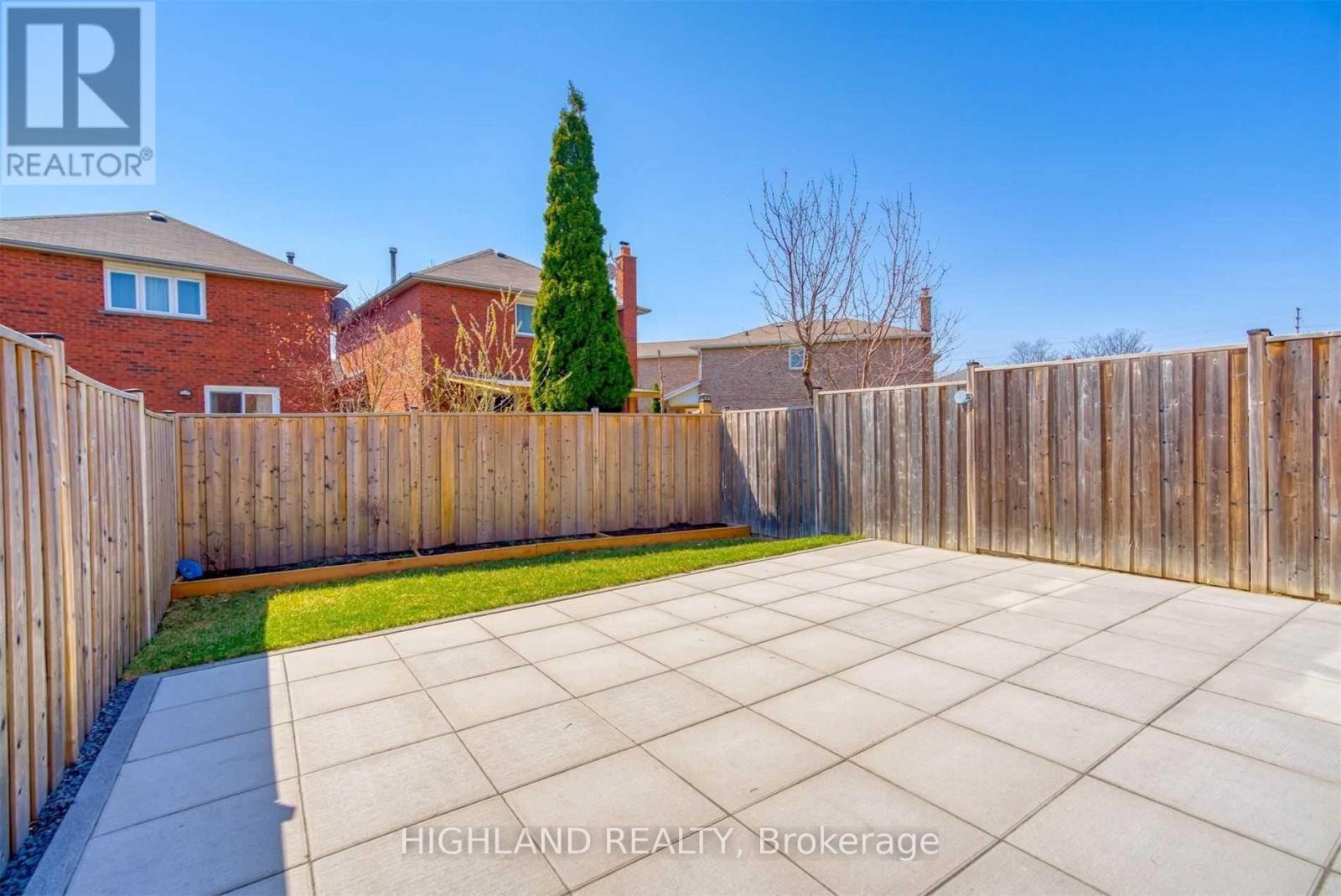 763 Millworks Crescent, Mississauga, Ontario  L5V 0B9 - Photo 19 - W13428628