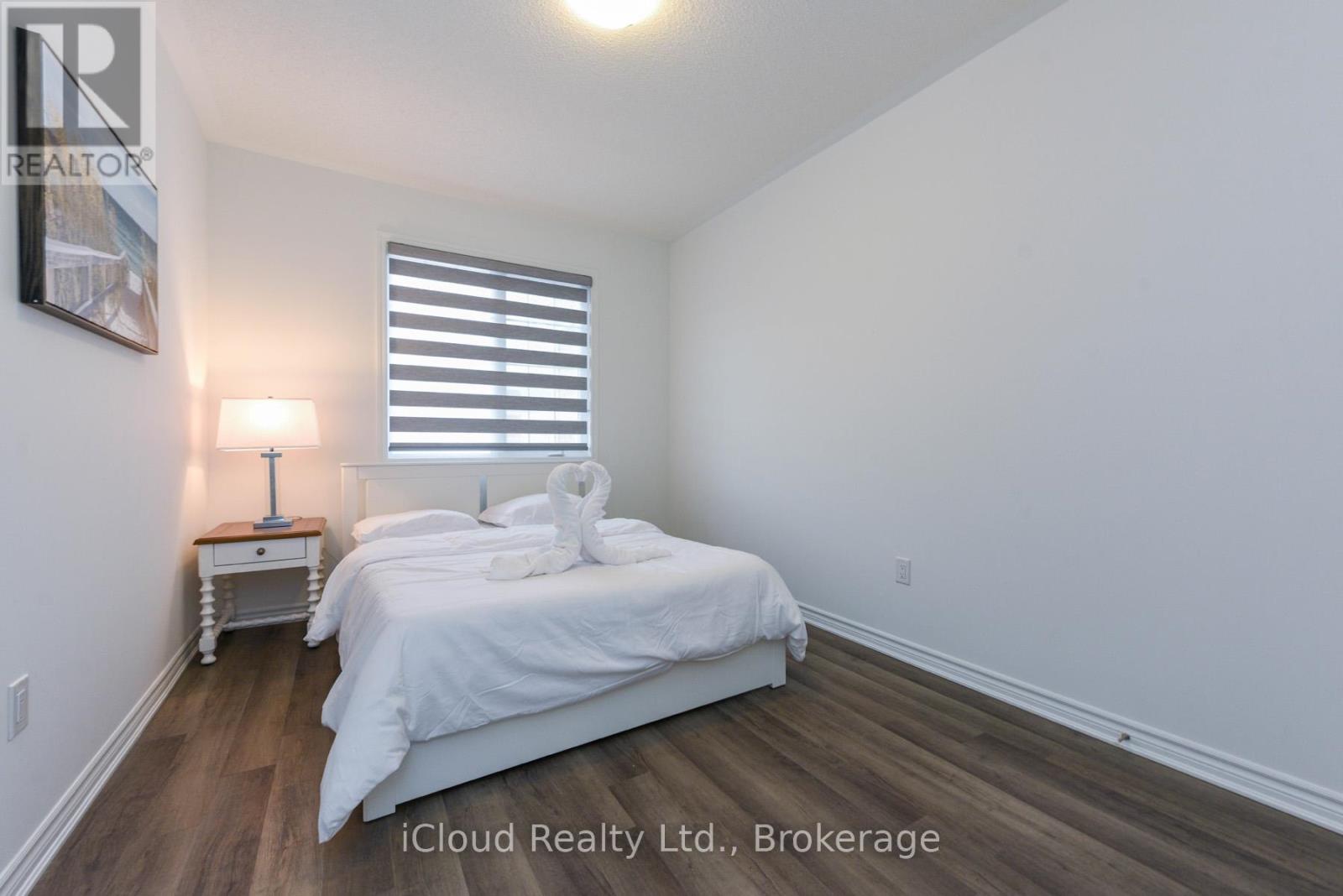 1217 Ferguson Drive, Milton, Ontario  L9T 7V8 - Photo 11 - W13428658