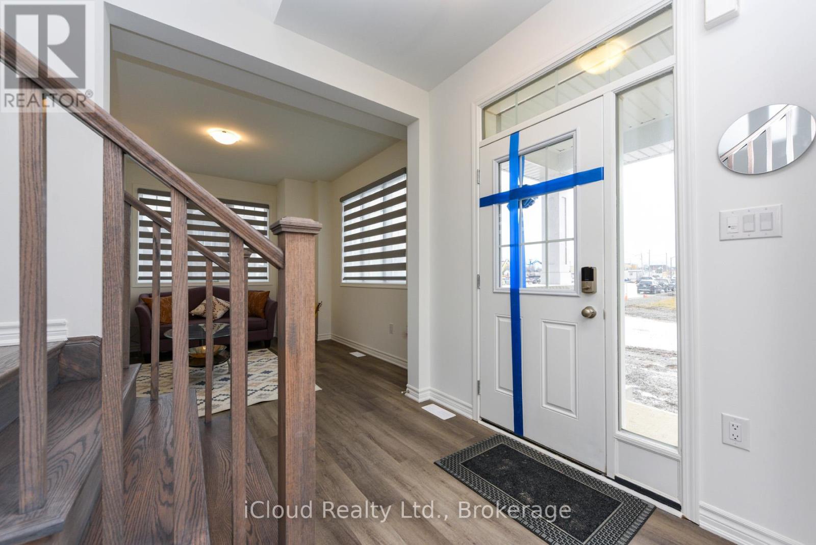1217 Ferguson Drive, Milton, Ontario  L9T 7V8 - Photo 6 - W13428658