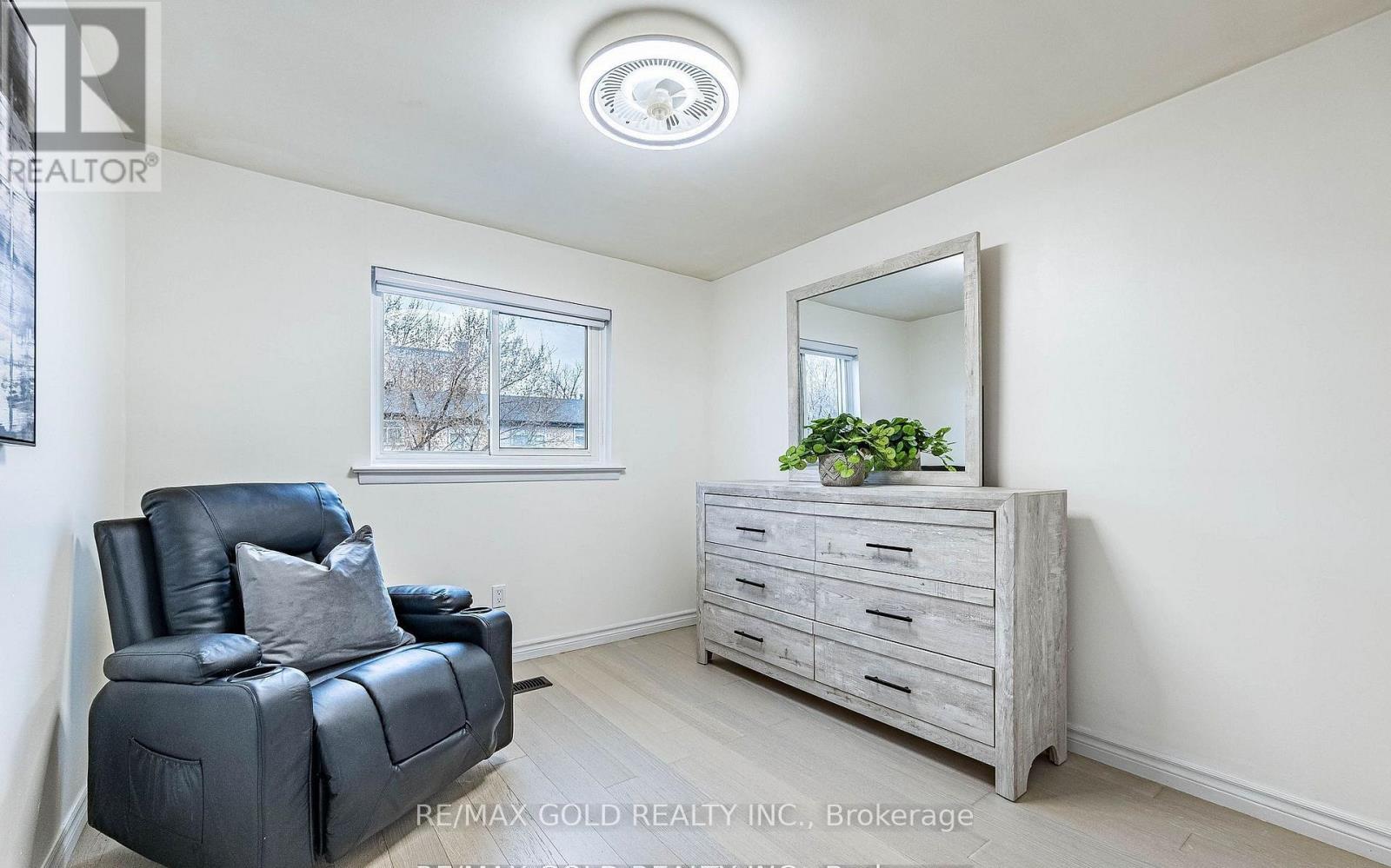52 Garfield Crescent, Brampton, Ontario  L6V 1V8 - Photo 20 - W13428694