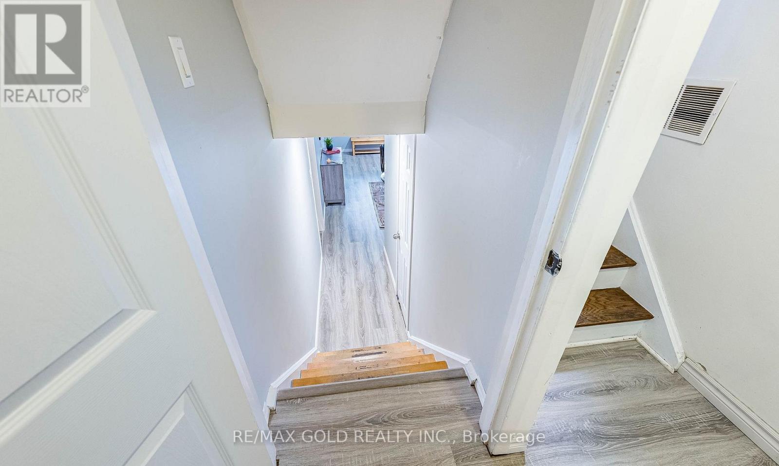 52 Garfield Crescent, Brampton, Ontario  L6V 1V8 - Photo 30 - W13428694