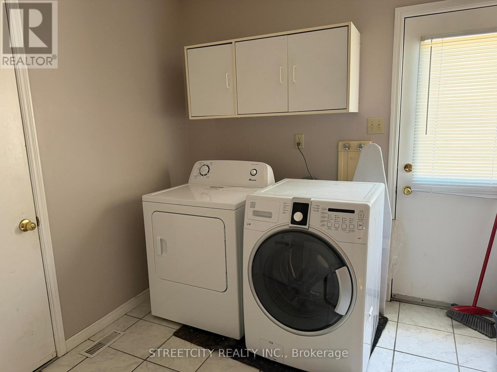 1004 Aldersbrook Road, London North, Ontario  N6G 4N5 - Photo 12 - X13428854