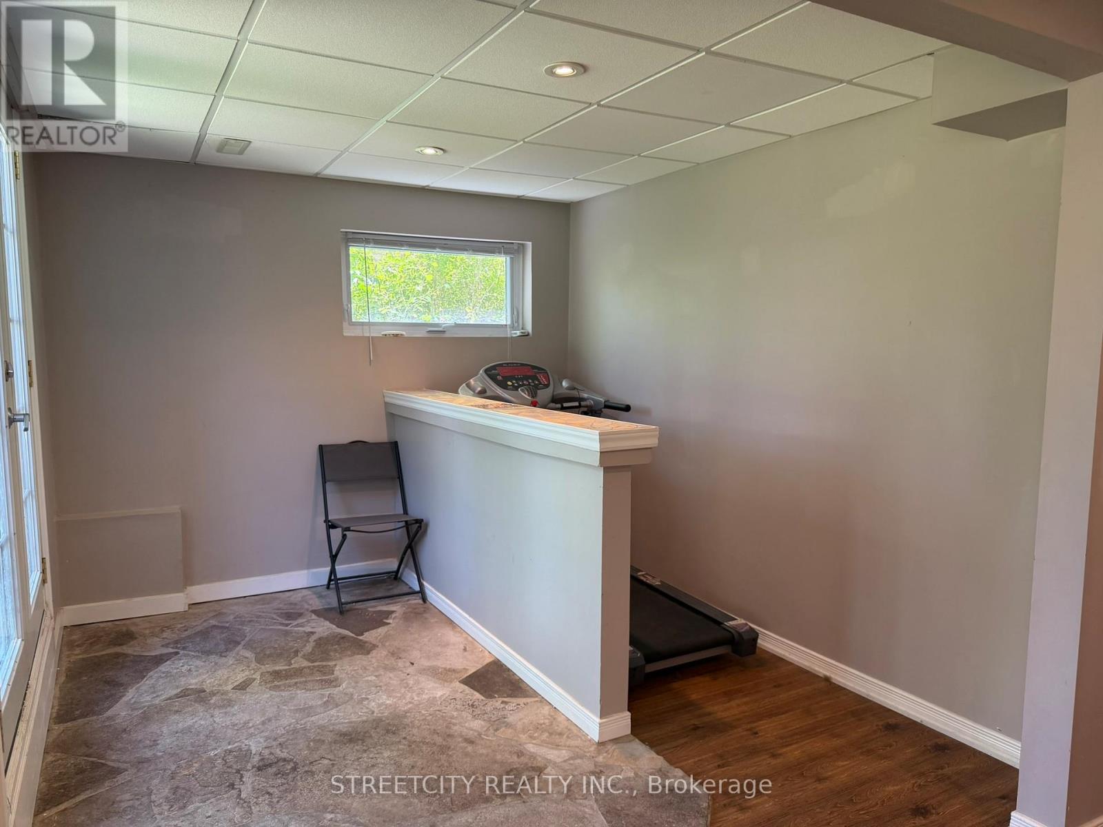 1004 Aldersbrook Road, London North, Ontario  N6G 4N5 - Photo 33 - X13428854