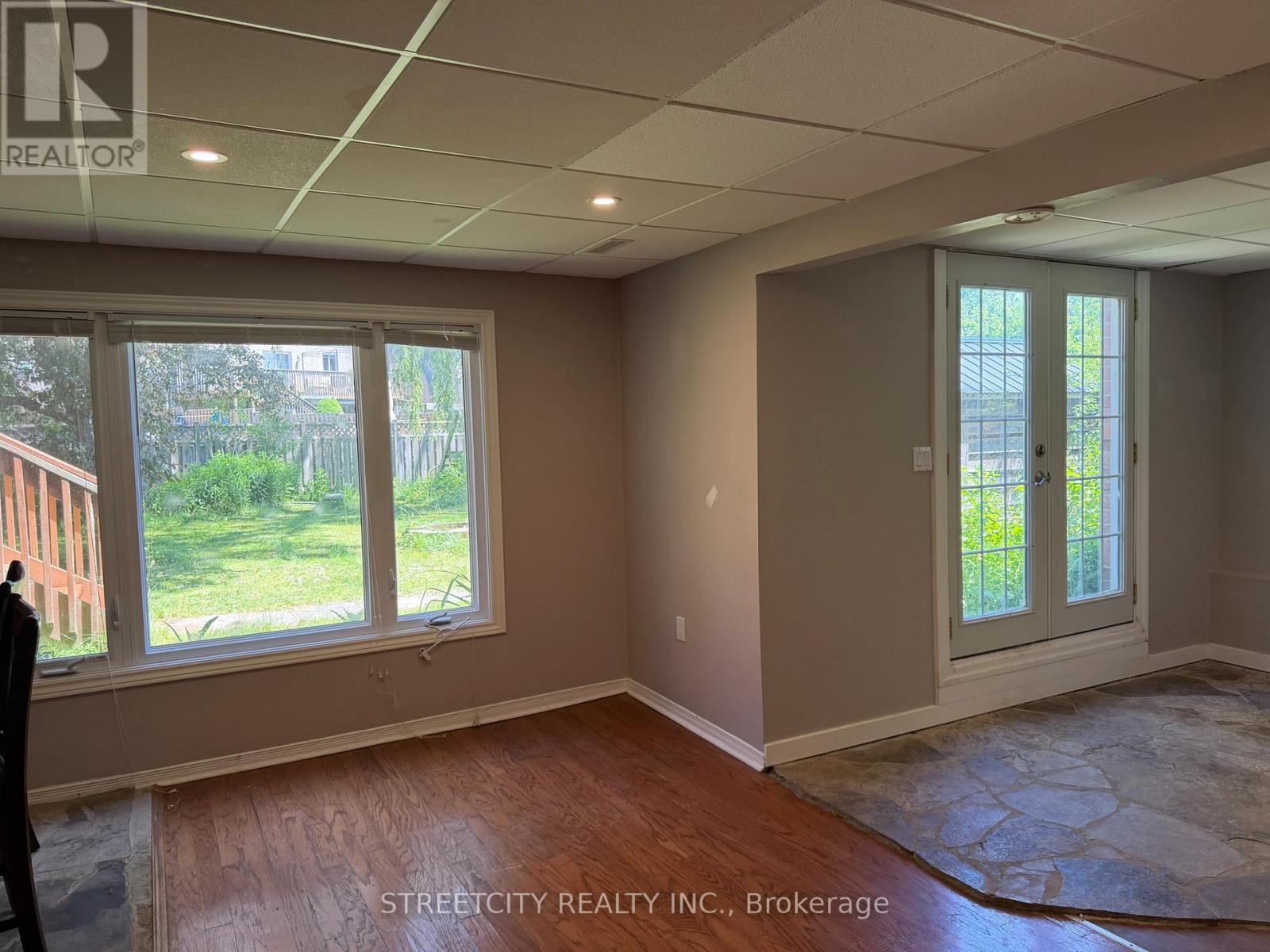 1004 Aldersbrook Road, London North, Ontario  N6G 4N5 - Photo 34 - X13428854